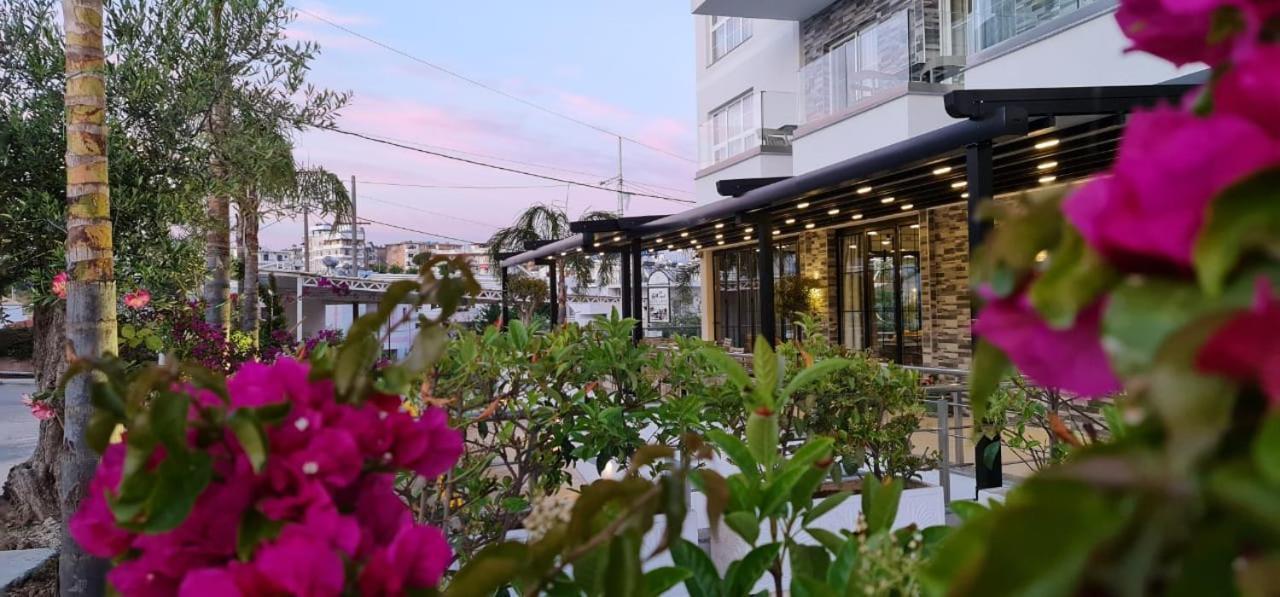 Ionian Hotel Ksamil Esterno foto