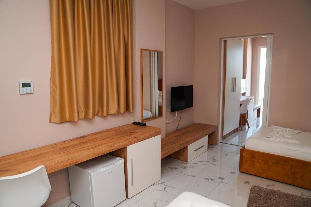 Ionian Hotel Ksamil Esterno foto