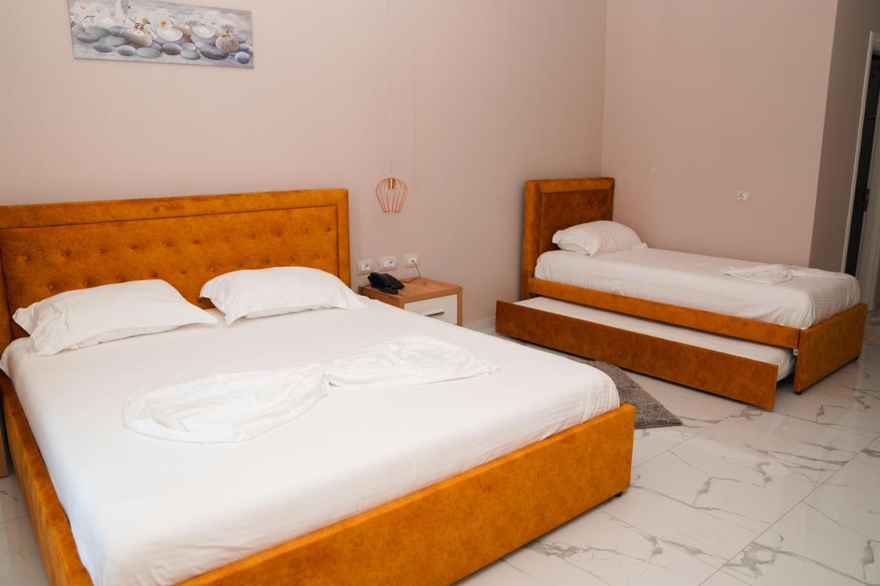 Ionian Hotel Ksamil Esterno foto
