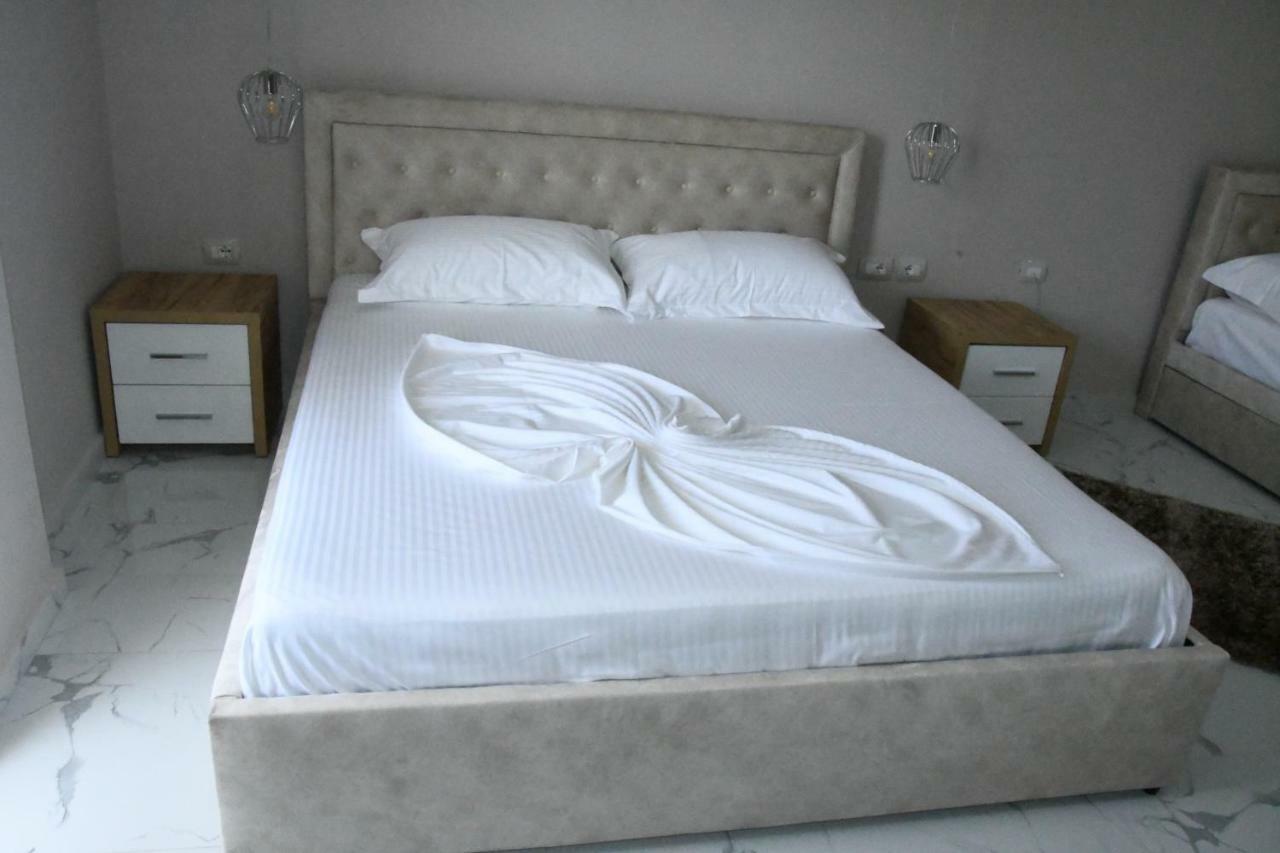 Ionian Hotel Ksamil Esterno foto