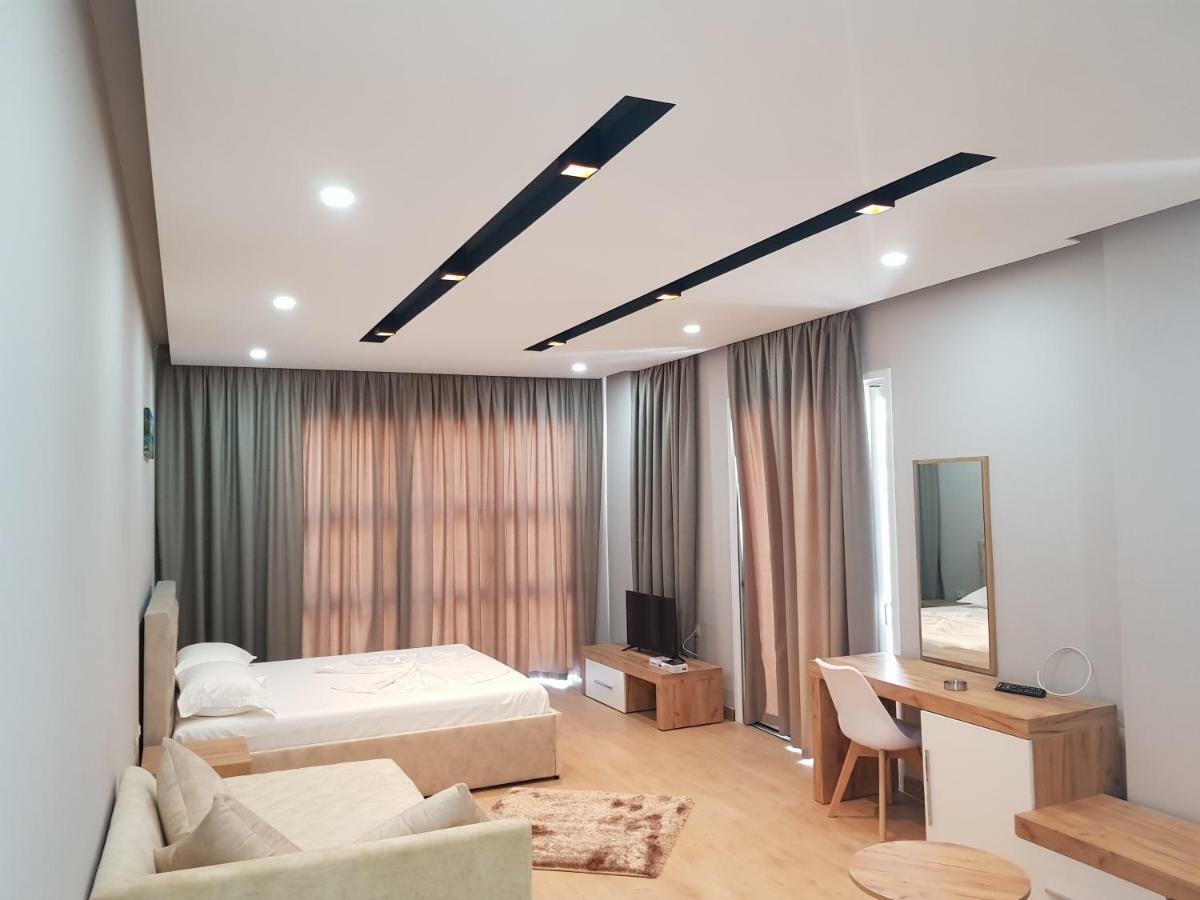 Ionian Hotel Ksamil Esterno foto