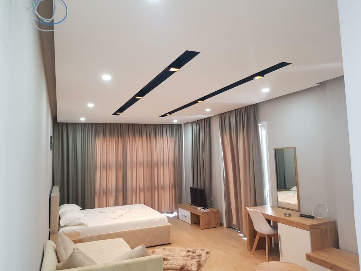 Ionian Hotel Ksamil Esterno foto